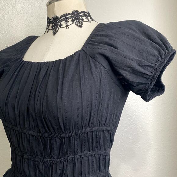 Gothic Whimsigoth VIctorian Milkmaid Ruched Puff Sleeve Cropped Blouse - Picture 5 of 14